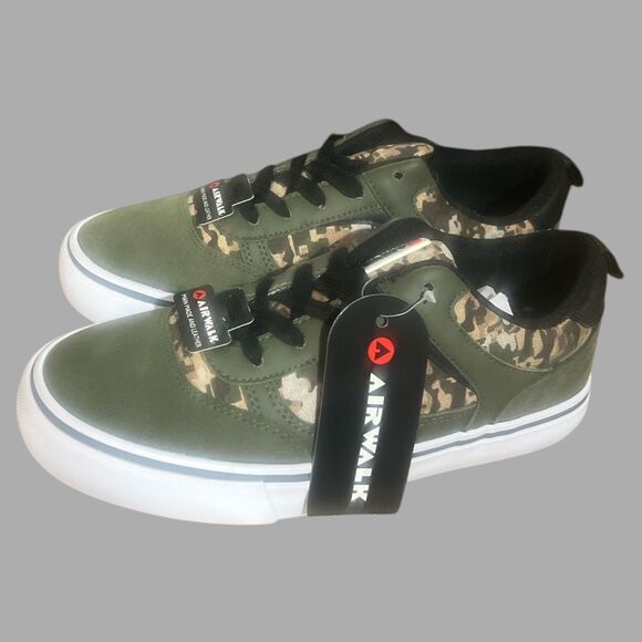 Airwalk Huntington Youth Size 4 Sneakers Camo Green Skate Shoes Lace Up New - Picture 2 of 5